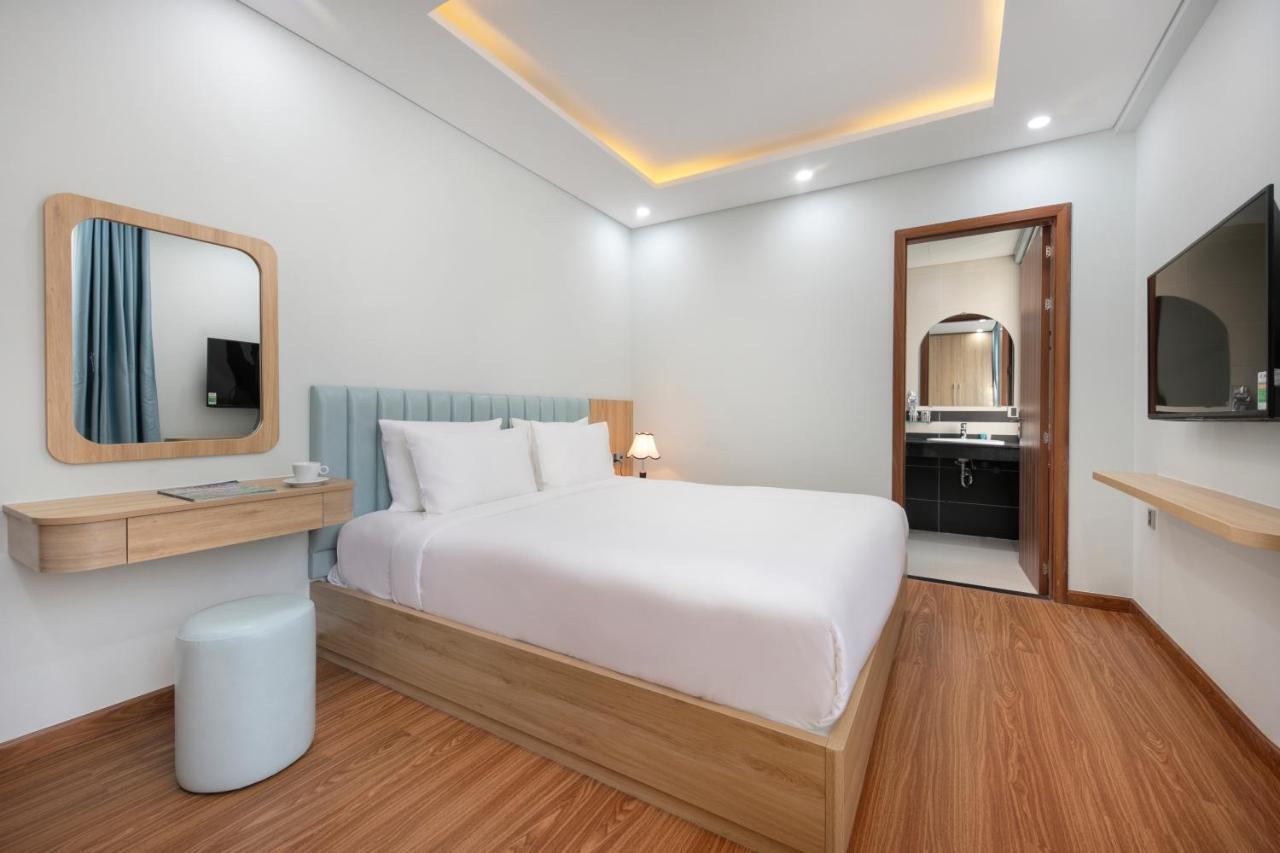 Hummer Hotel & Apartment Da Nang Beach Экстерьер фото